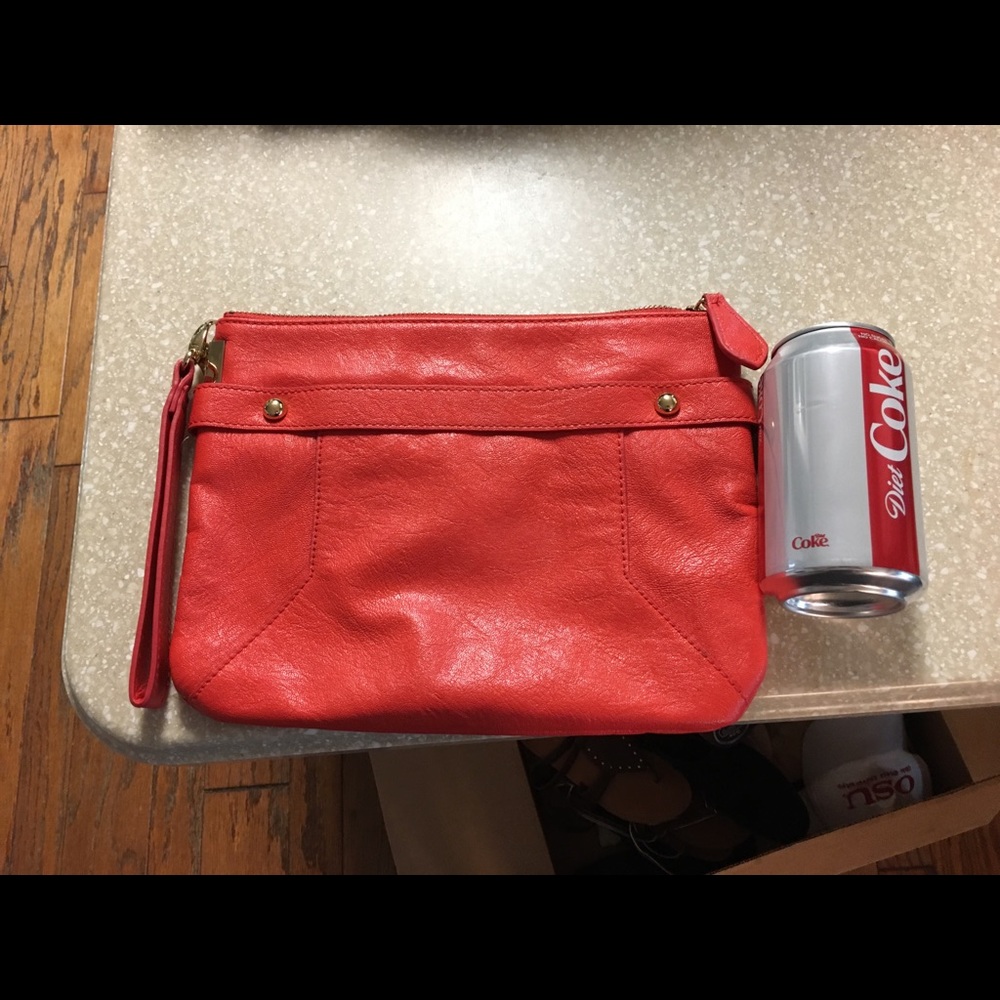 Orange limited clutch